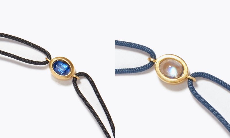 (左) カイヤナイト／(右) ブルームーンストーン