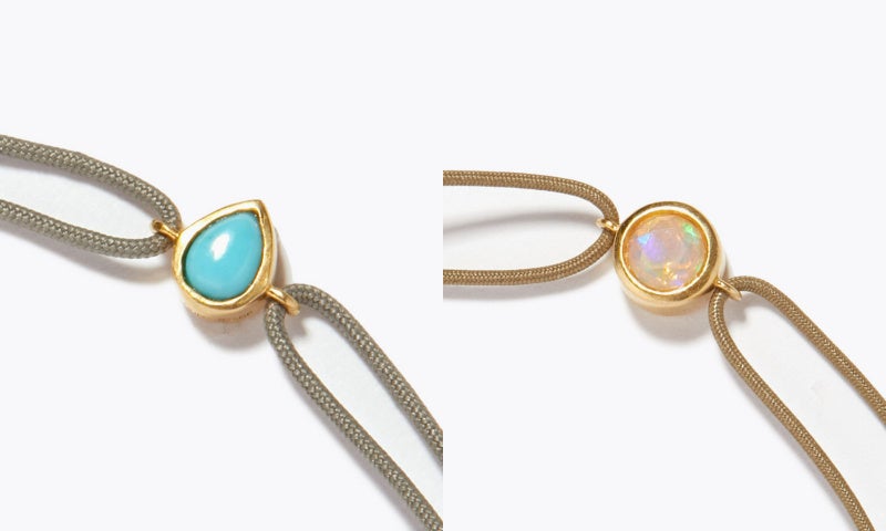 (左) ターコイズ／(右) オパール