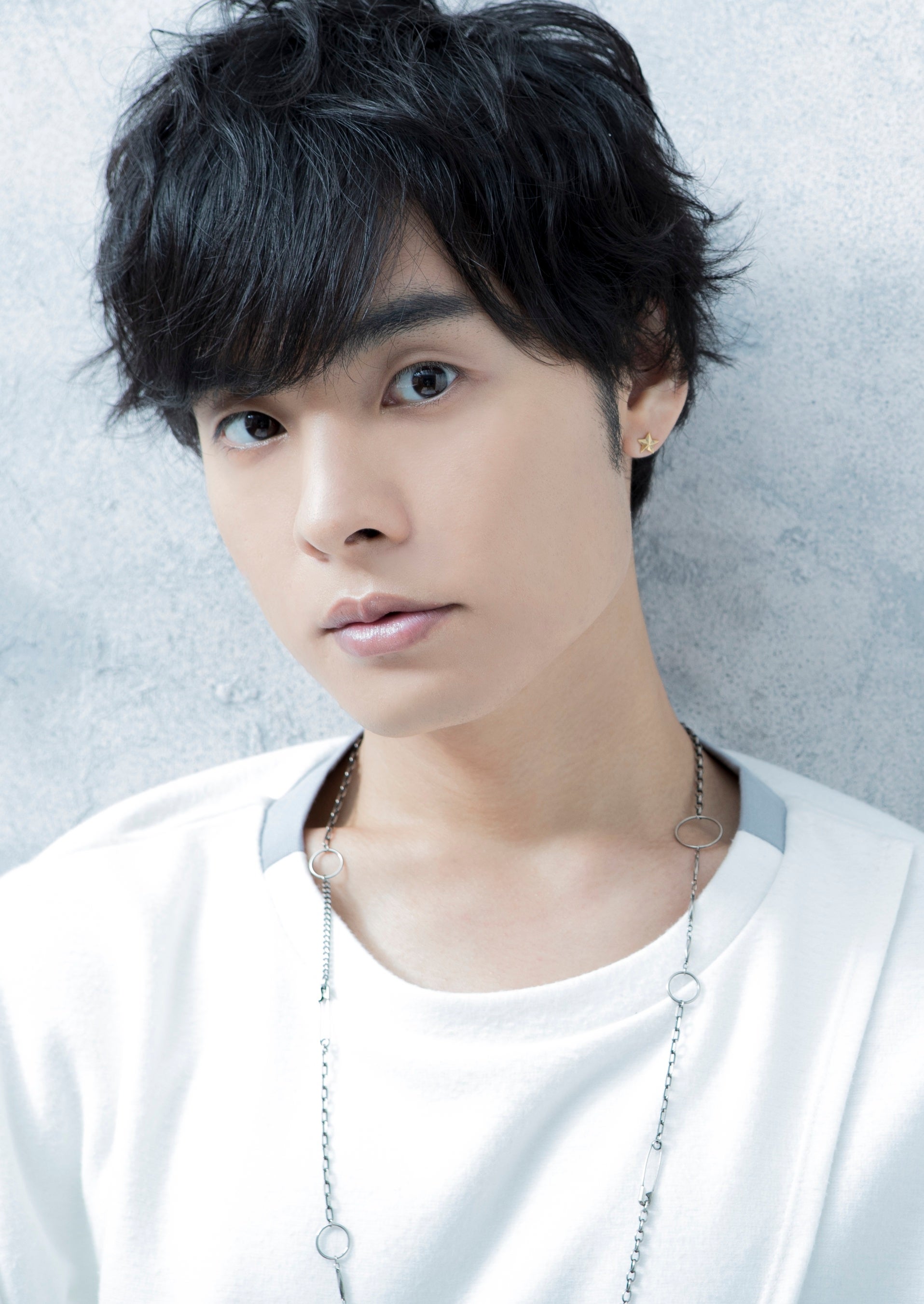 声優山下大輝缶バッジ最終値下げ 初回放送は11/29(いい肉の日)！大の肉好き声優・山下大輝のニコ