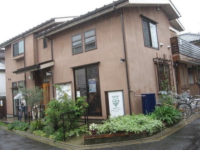 空き家を再生したレンタルスペース「COS下北沢」