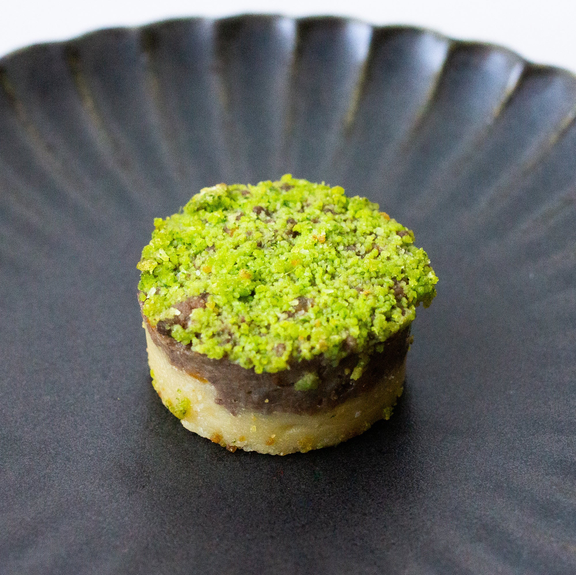 エゾ⿅の⾚ワイン煮グラチネ