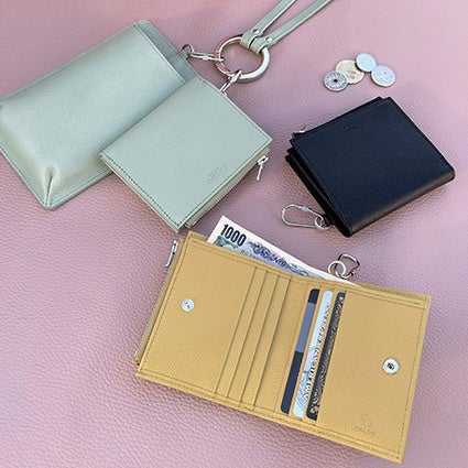 Optional Ring Zip Compact Wallet 各¥16,500-(tax in)
