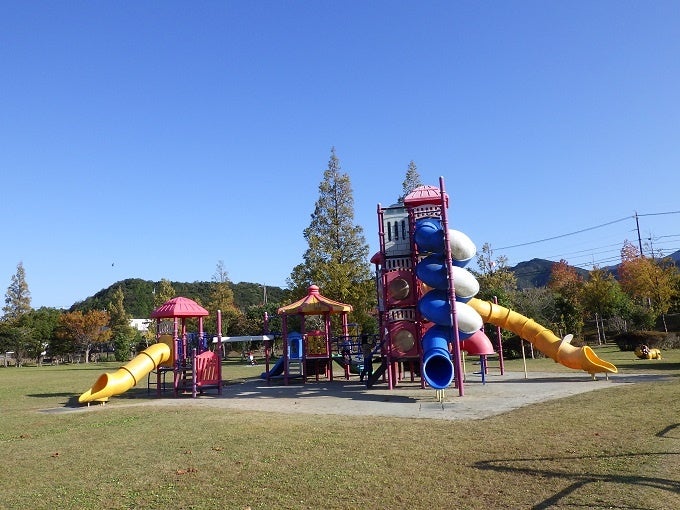 朝熊山麓公園遊具