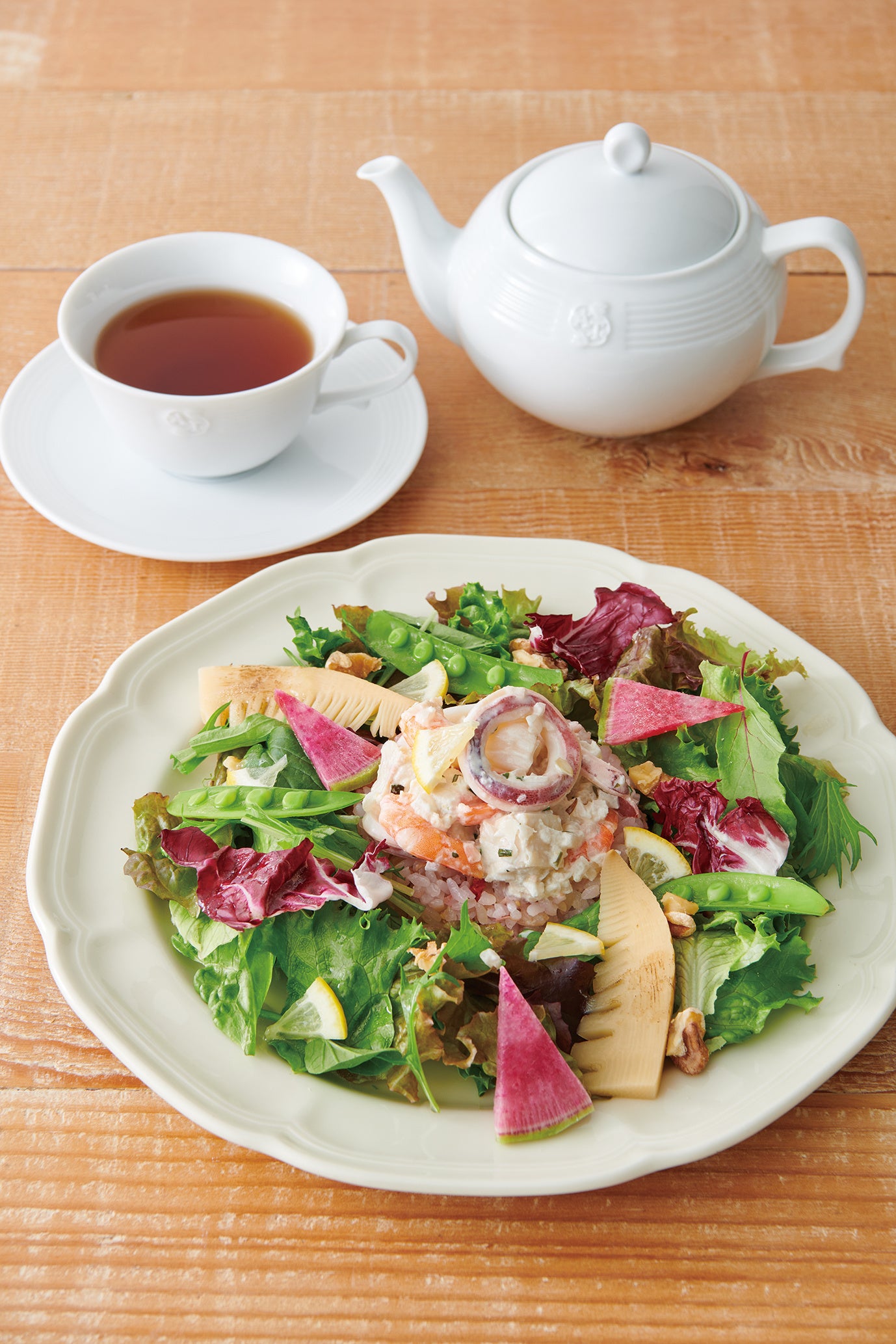 レモンチキンとシーフードのサラダちらし
