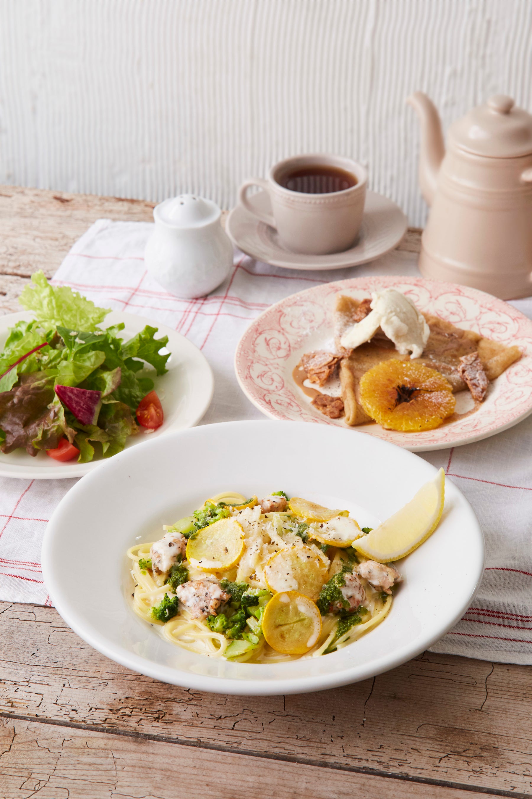 サルシッチャと黄色ズッキーニのレモンクリーム_集合イメージ