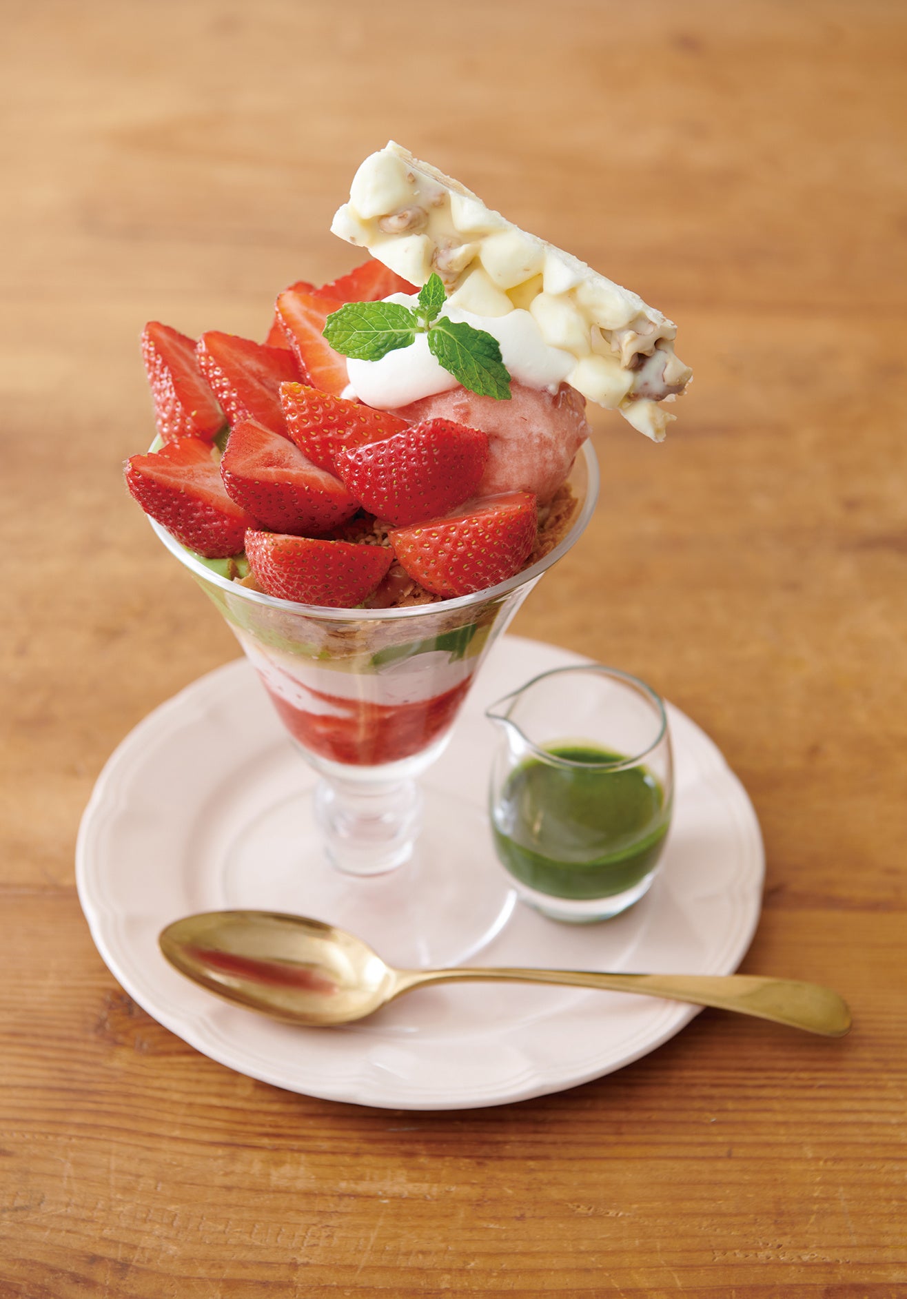 苺と抹茶のスペシャルパフェ