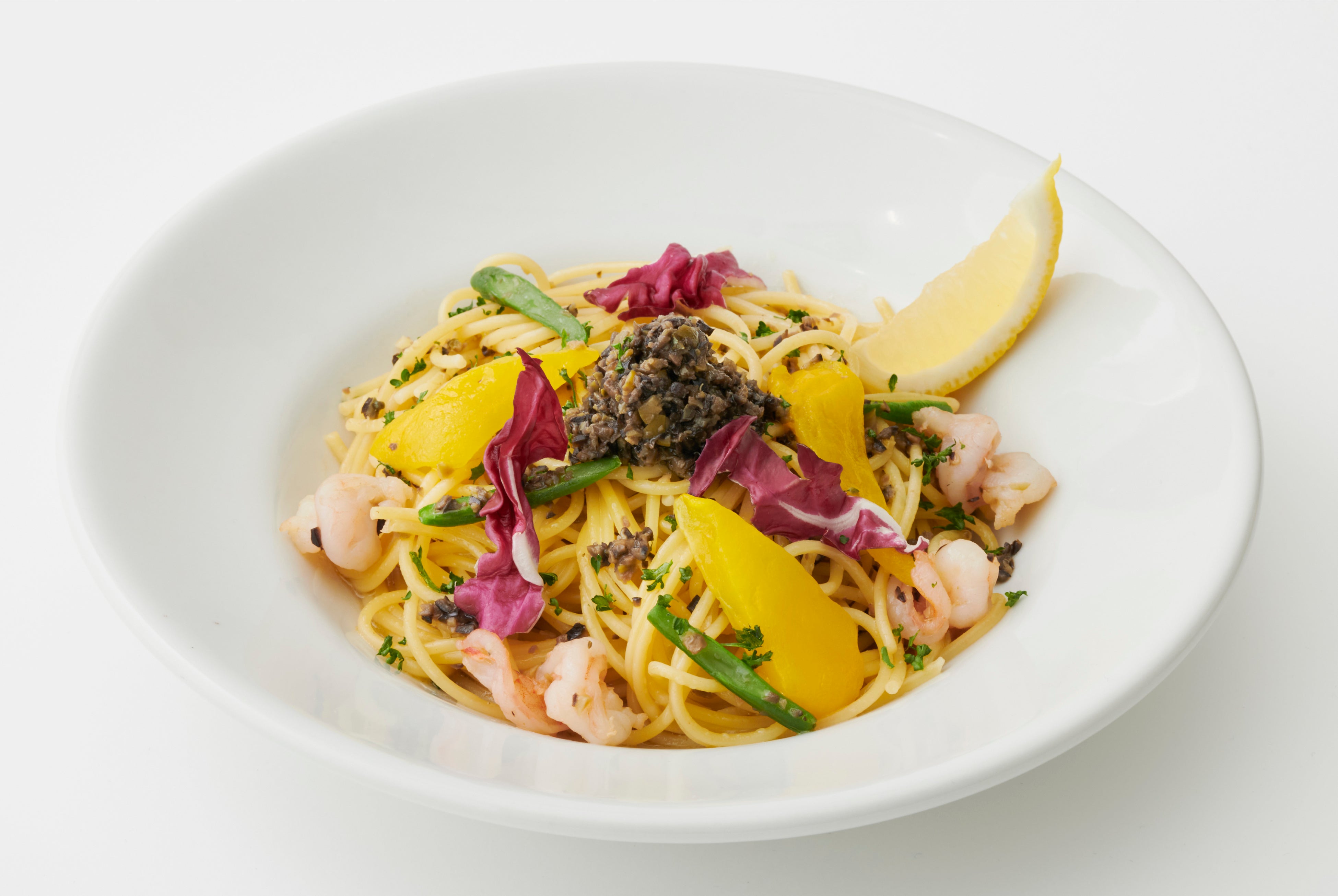 パスタ 海老とペペロナータのオリーブソース