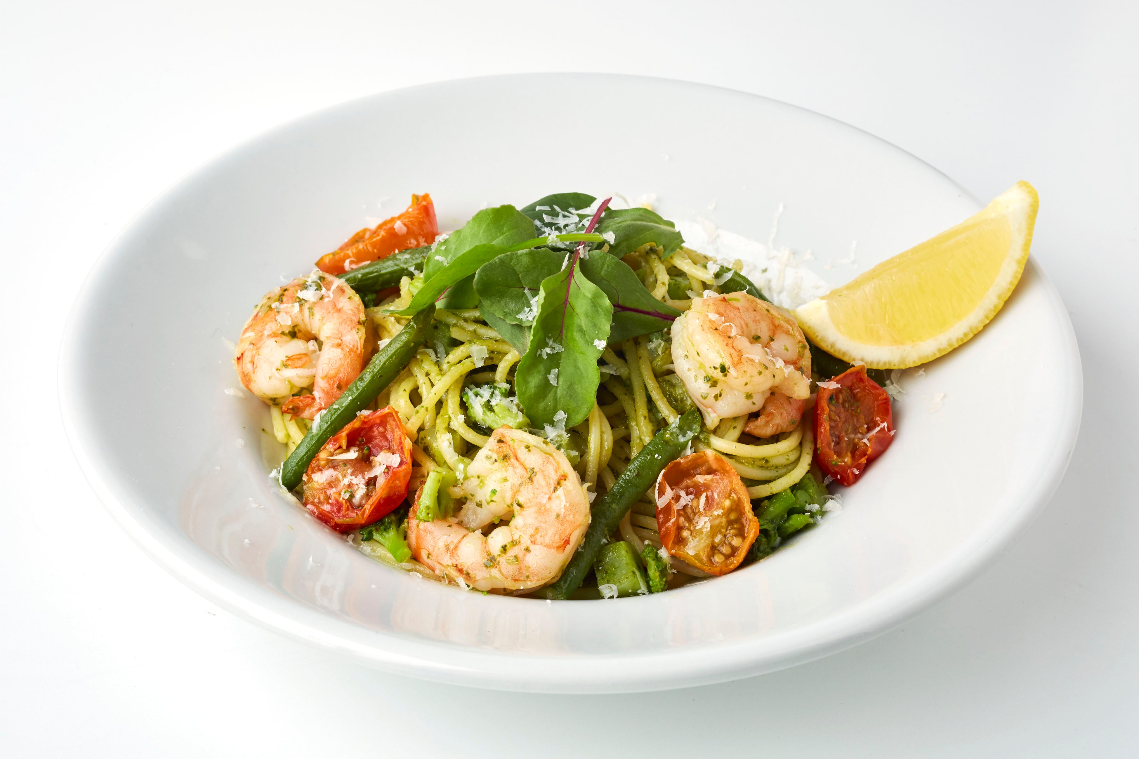 パスタ 海老とセミドライトマトのジェノベーゼ