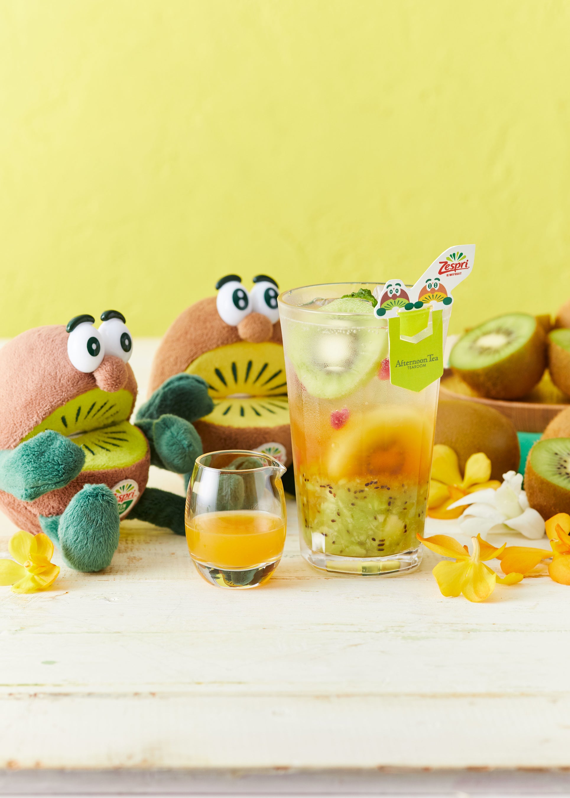 ゼスプリキウイとパッションフルーツのティーソーダ＋キウイブラザーズ2