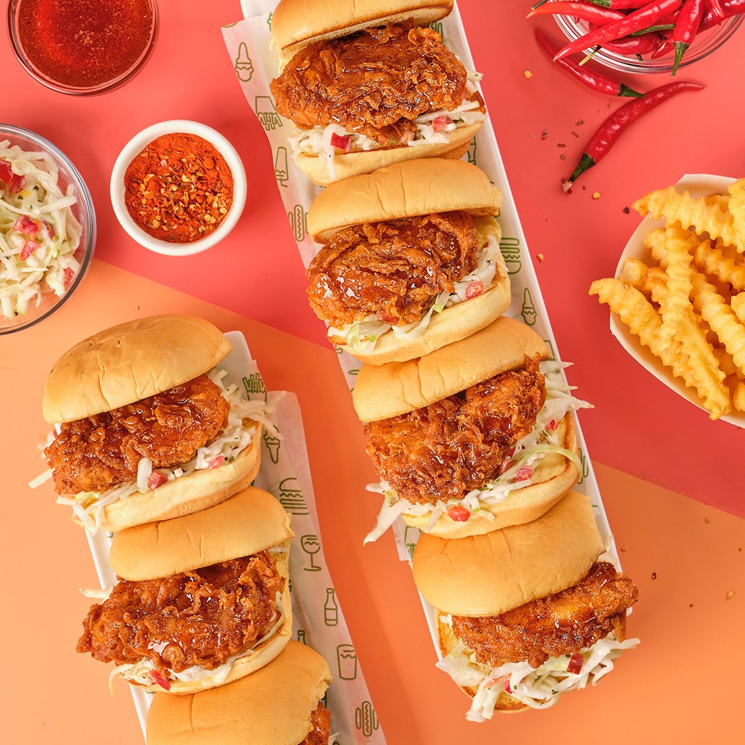 シェイクシャック】はちみつ＆唐辛子の甘辛ソースのチキンバーガーが