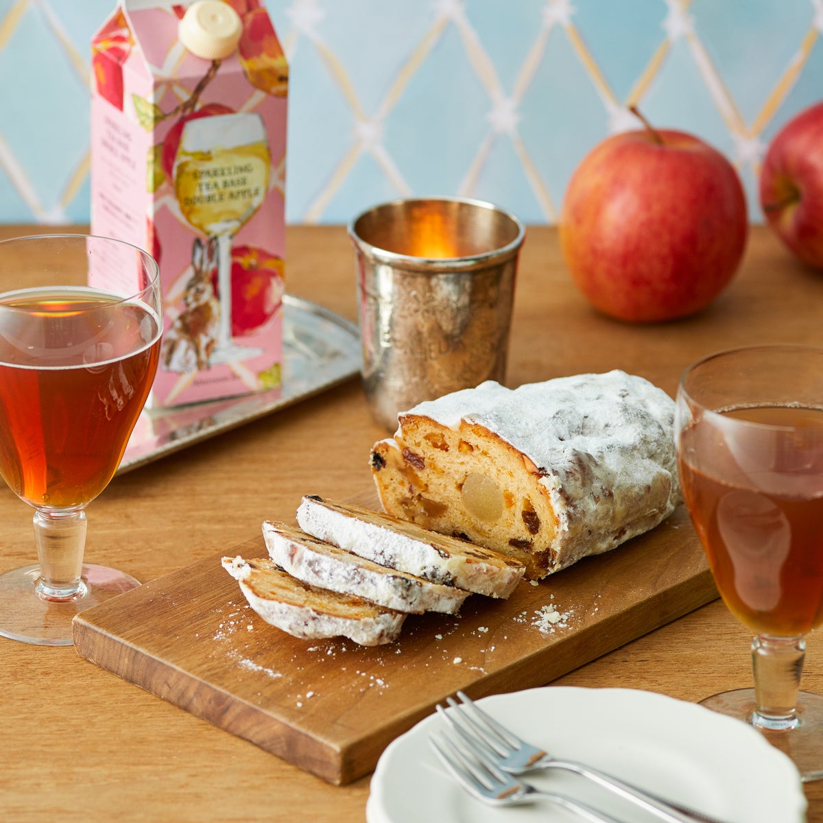 りんごのシュトーレン＋スパークリングティーベース ダブルアップル集合イメージ