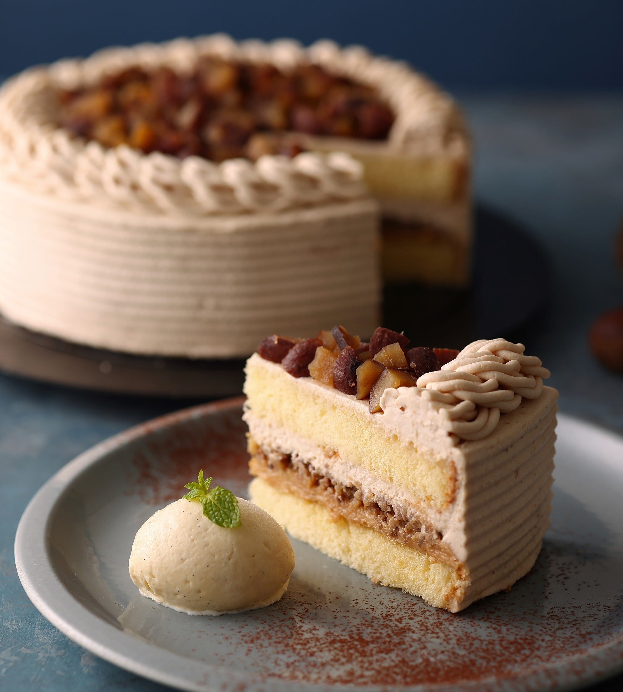 栗のショートケーキ バニラアイス添え