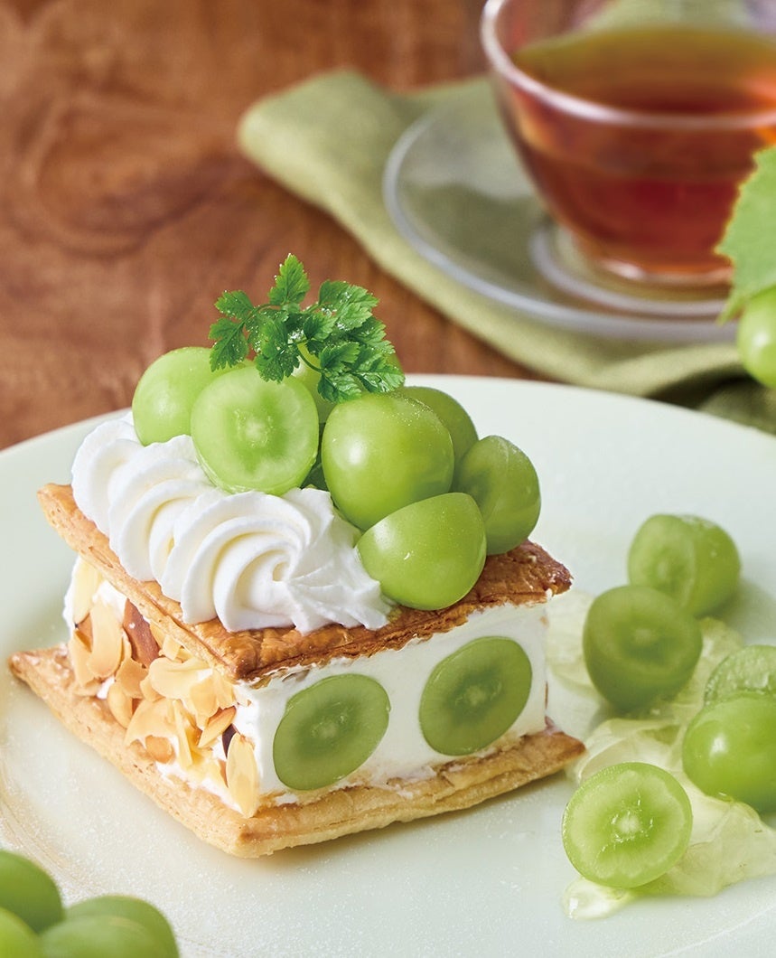 15店舗限定「ミルフィーユ・オ・シャインマスカット スペシャル」