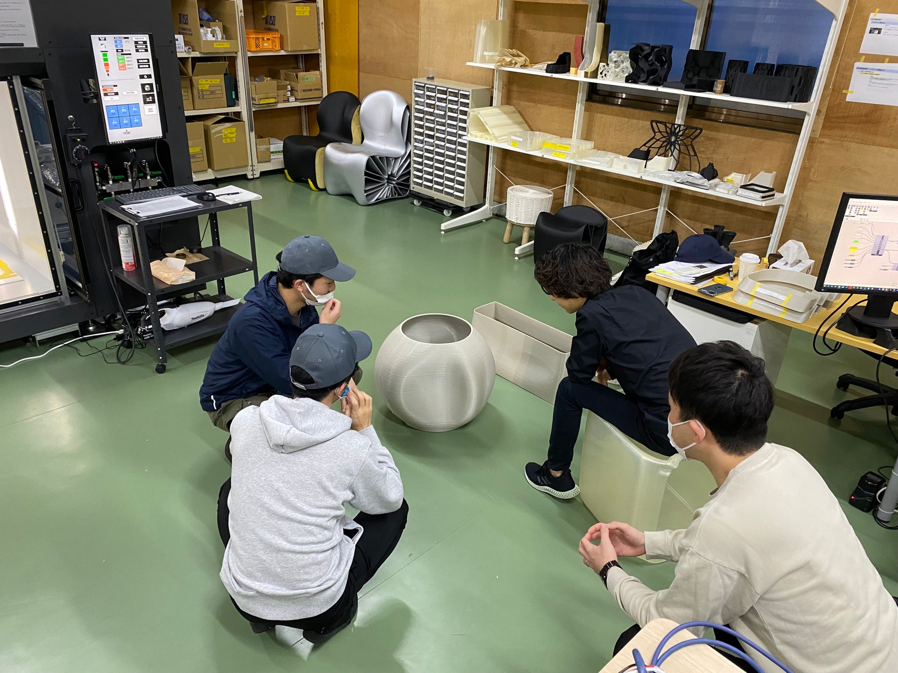 BOLDGYMのメンバーが交流中の様子