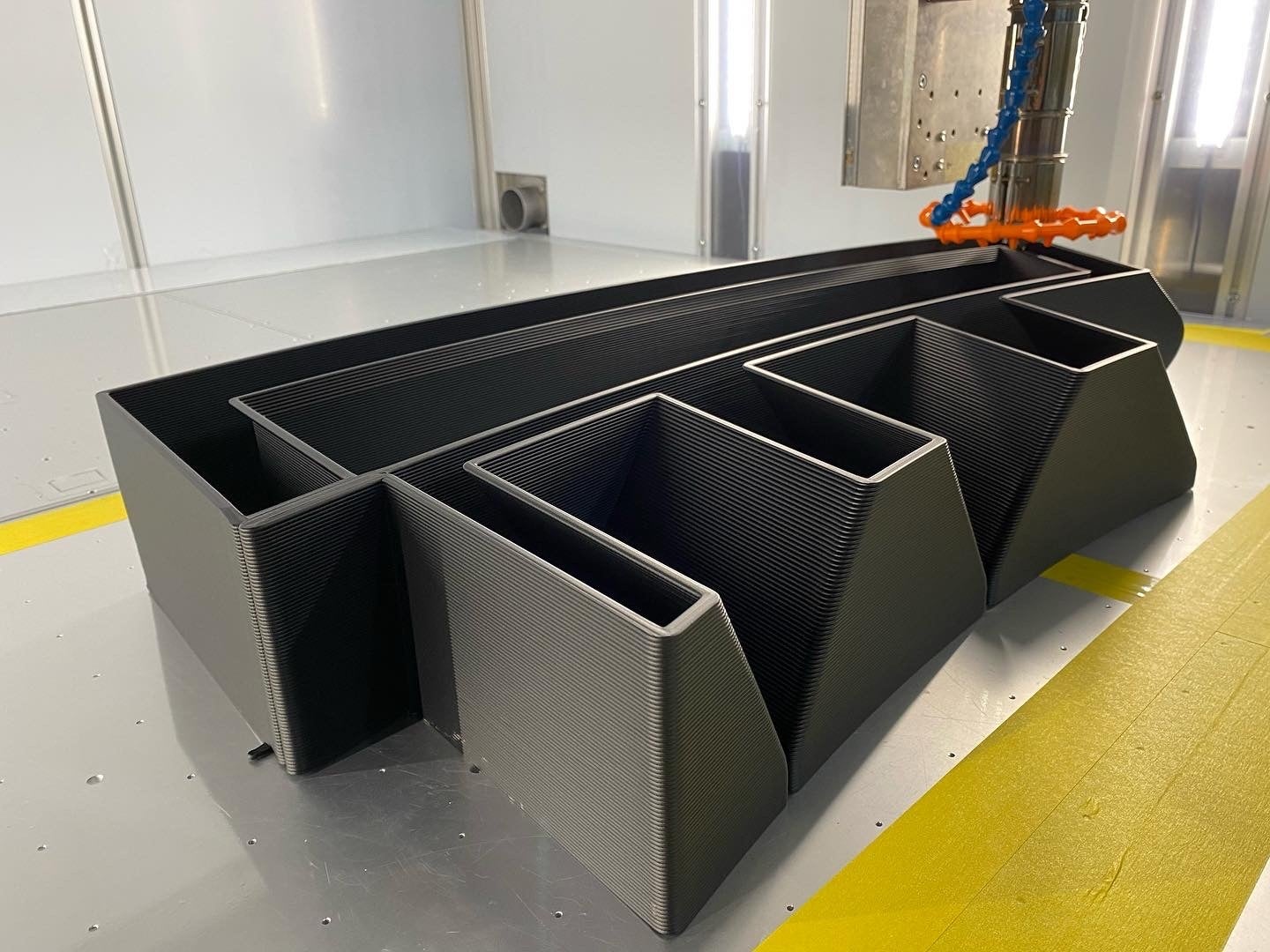 造形中のパーツ