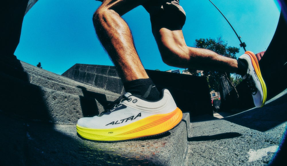 圧倒的な耐久性のVibram® XS DURA と 2層構造フォームをソールに採用した『TORIN 9』を、2026年7月17日(金)より発売