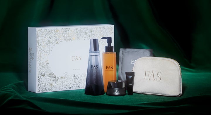 発酵エイジングケア*¹ ブランド「FAS」より、ホリデー限定スキンケア 発酵エイジングケア*¹ ブランド「FAS」より、ホリデー限定スキンケア