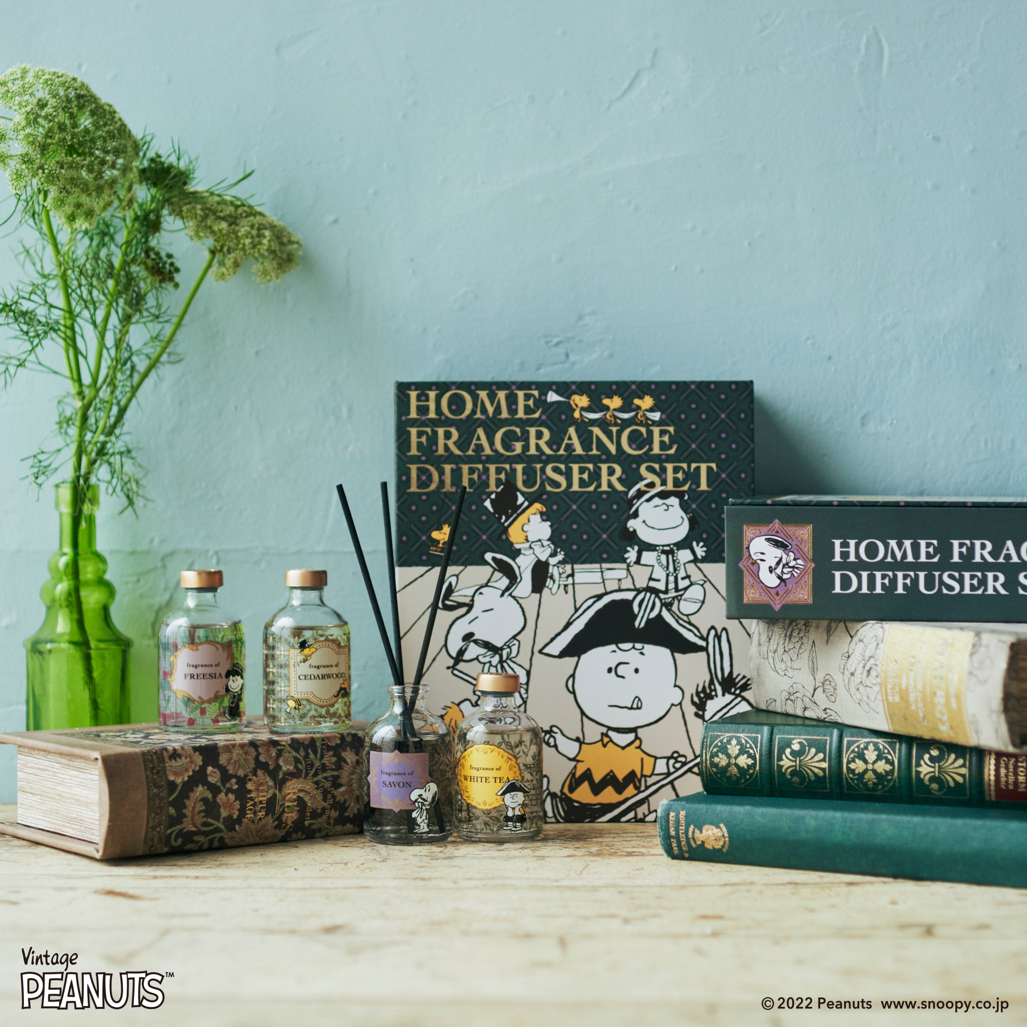 MAISON DE PEANUTS」をテーマにヨーロッパの偉人たちに扮した