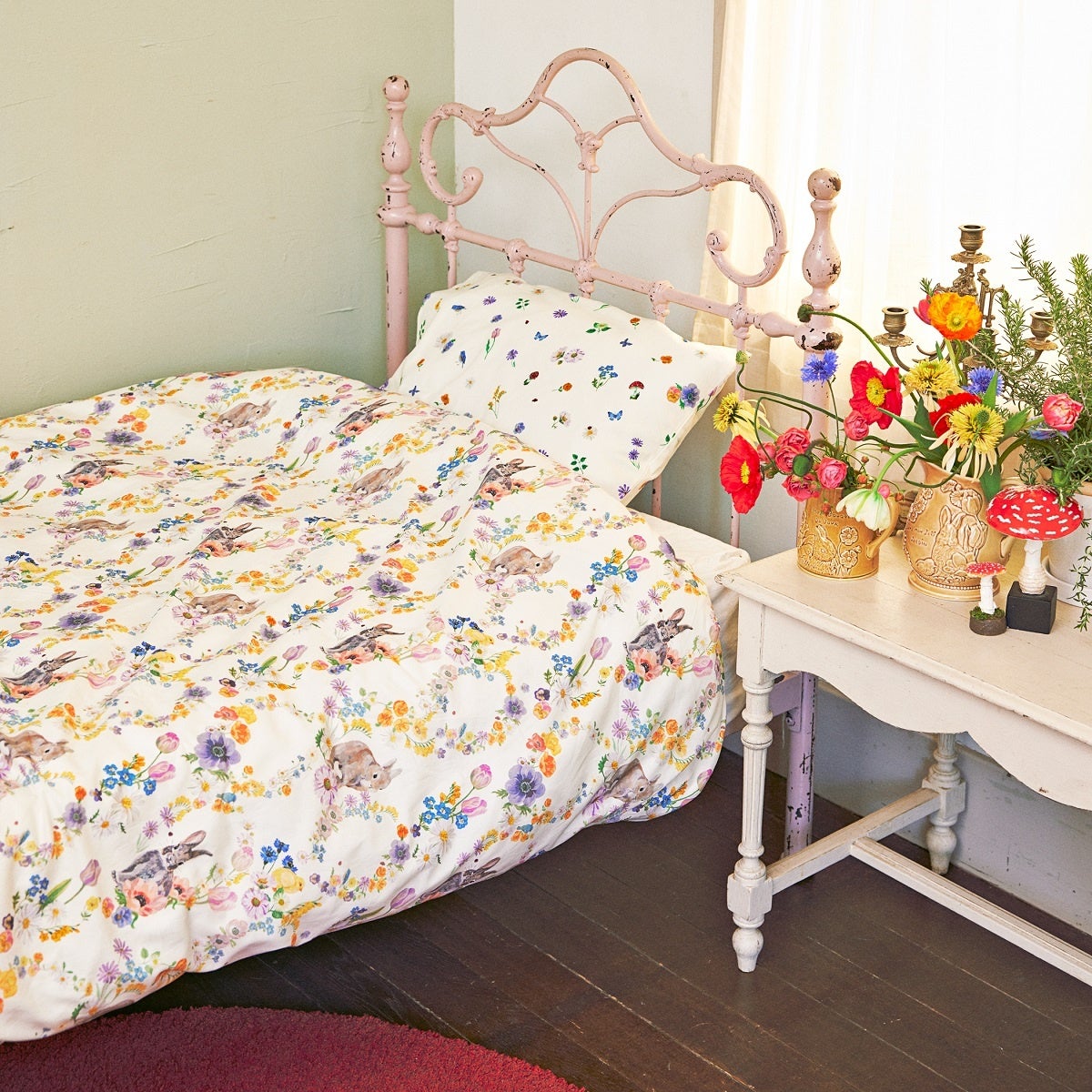 仏アーティスト ナタリー・レテとコラボレーションした春めく