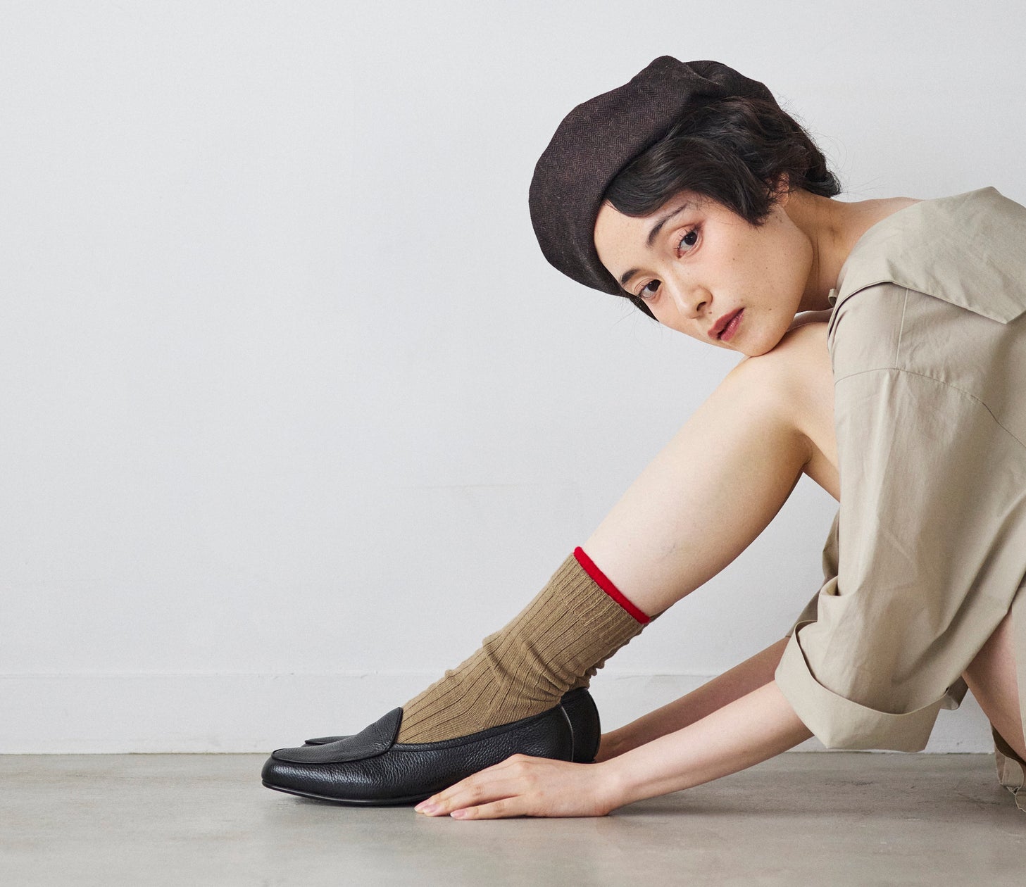 【LOULOU WILLOUGHBY】トリンドル玲奈が語る、レトロ&モードな秋⽀度