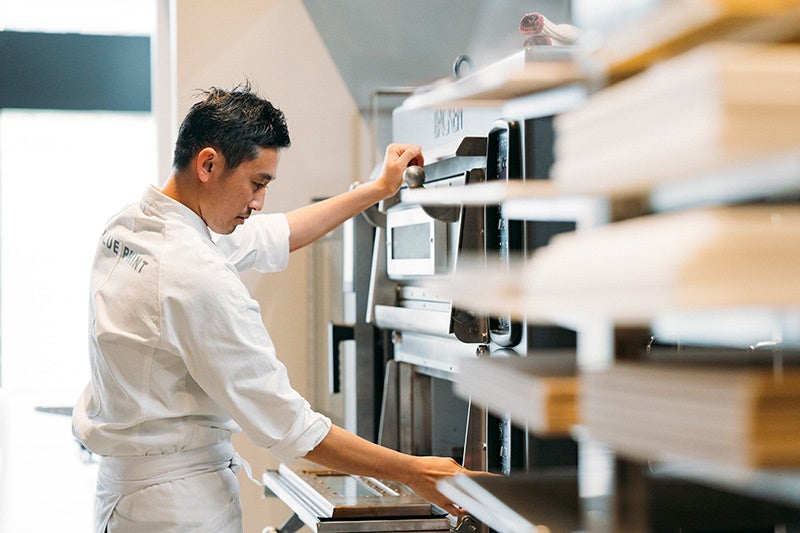 シェフパティシエ ❘ 神﨑琢也