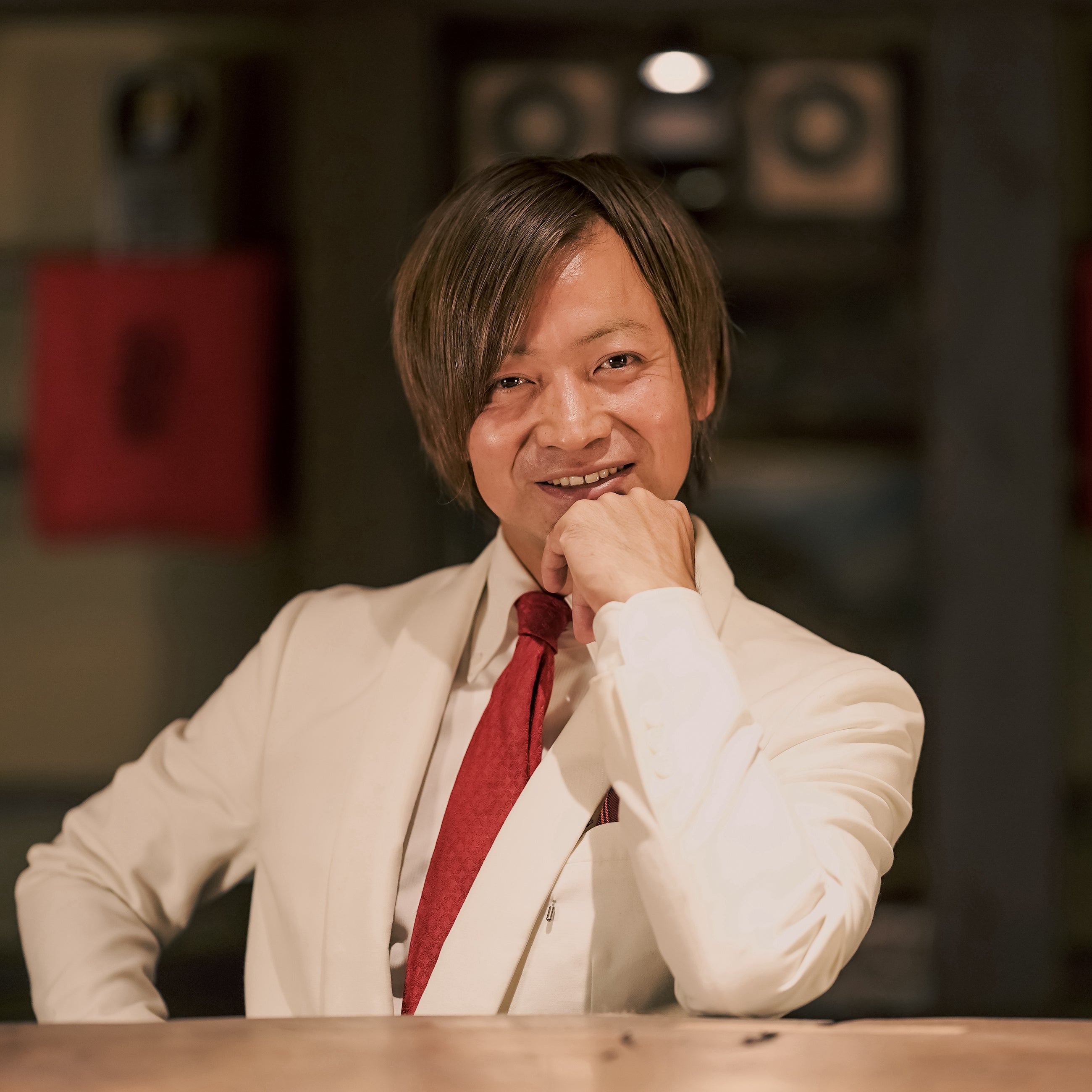 モダンレコードバー『A10』に『ベンフェディック』鹿山 博康