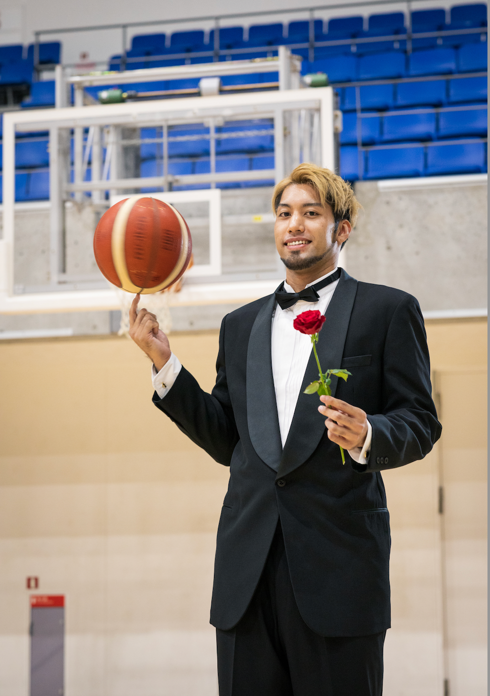 立川市プロバスケットボールチーム「立川ダイス」の選手とまちを巡る