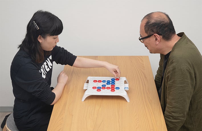 新感覚の五目並べゲーム『ナラベルゴ』が登場! 新感覚の五目並べゲーム『ナラベルゴ』が登場!