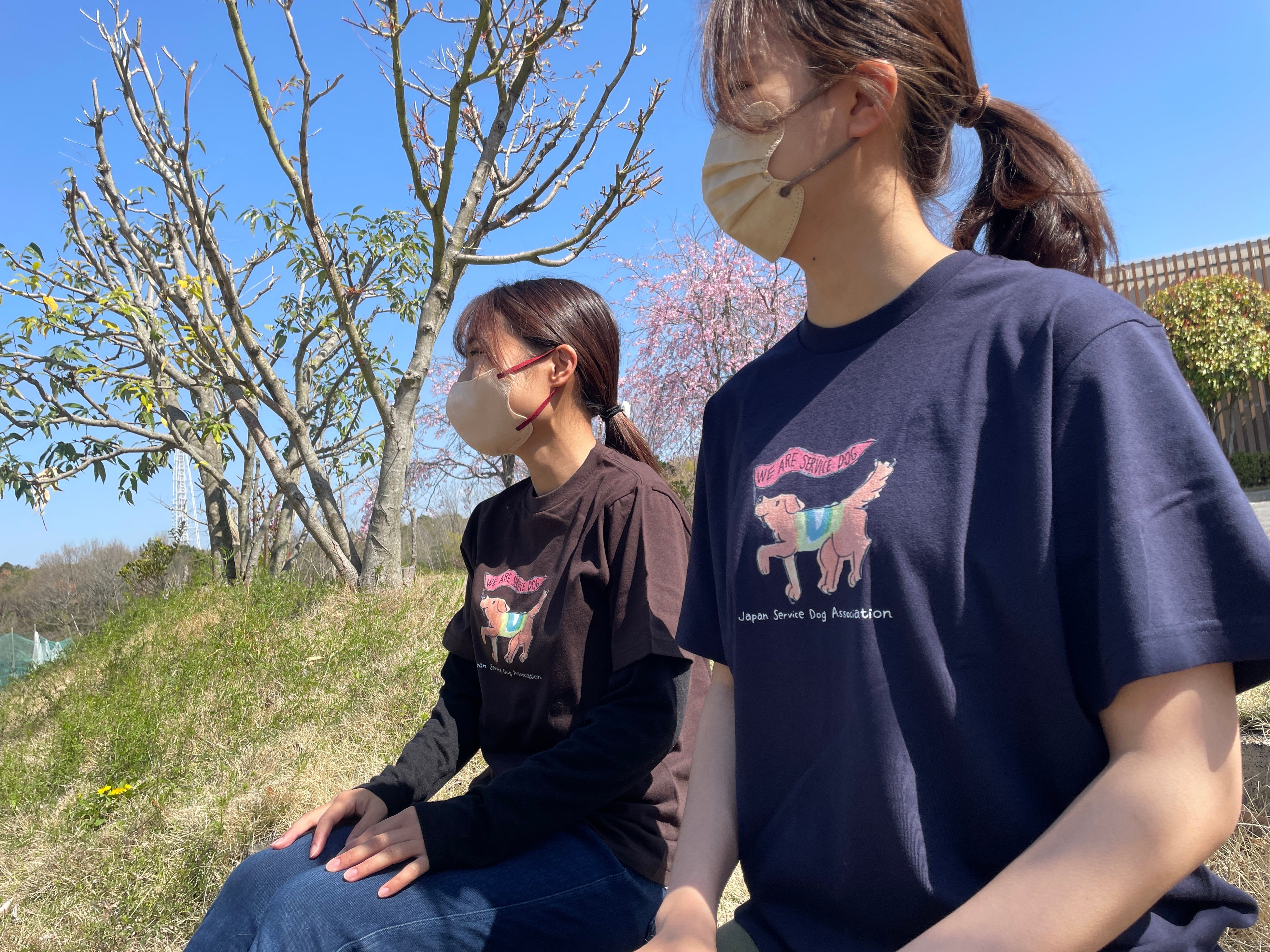 we are service dog Tシャツ　3,200円