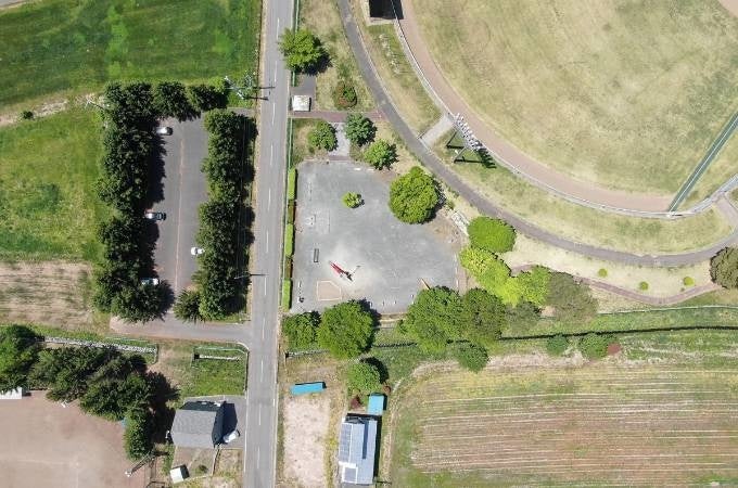 リニューアルする児童遊園施設を上から見たようす