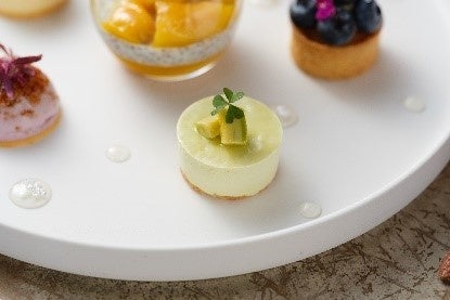 アボカドのレアチーズケーキ