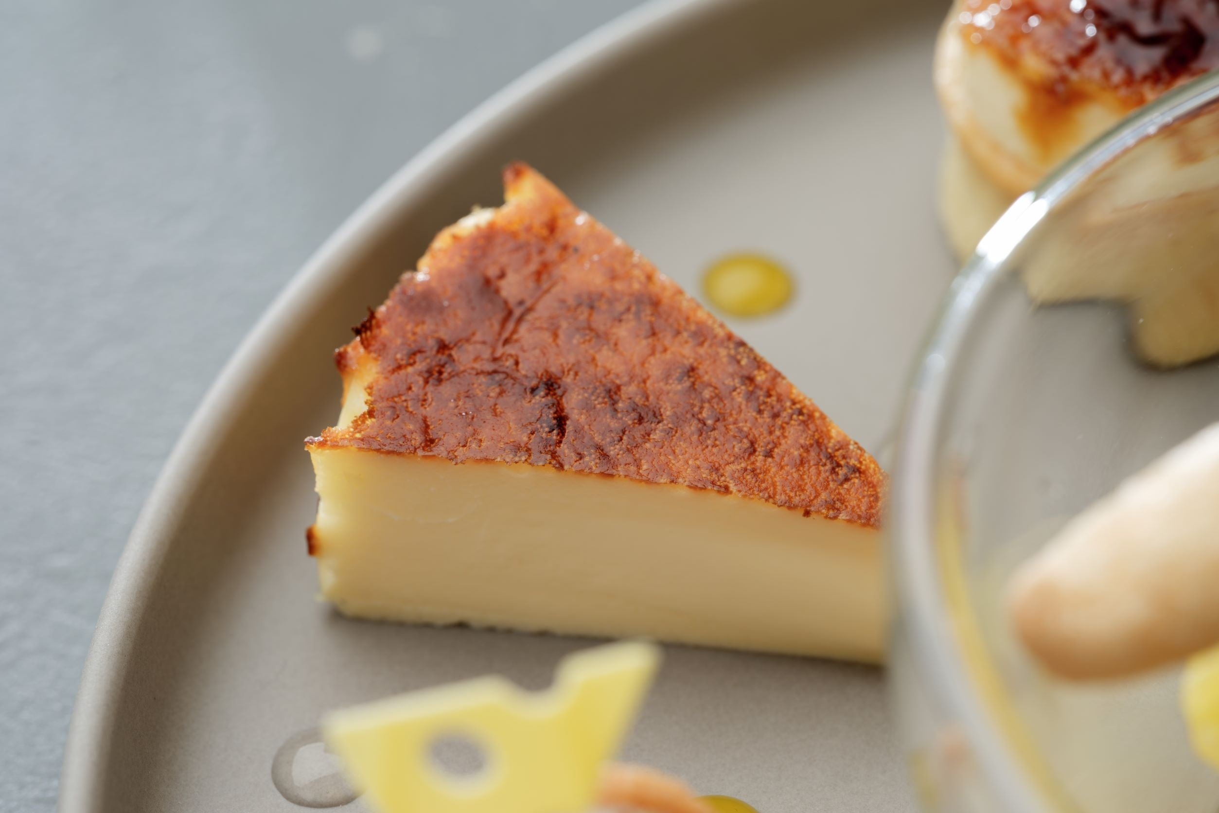 バスクチーズケーキ