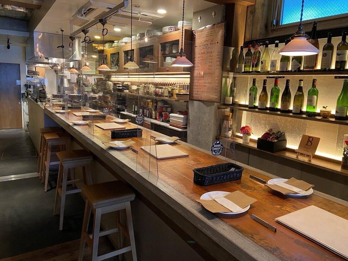 Bistro ∞ eight 店内