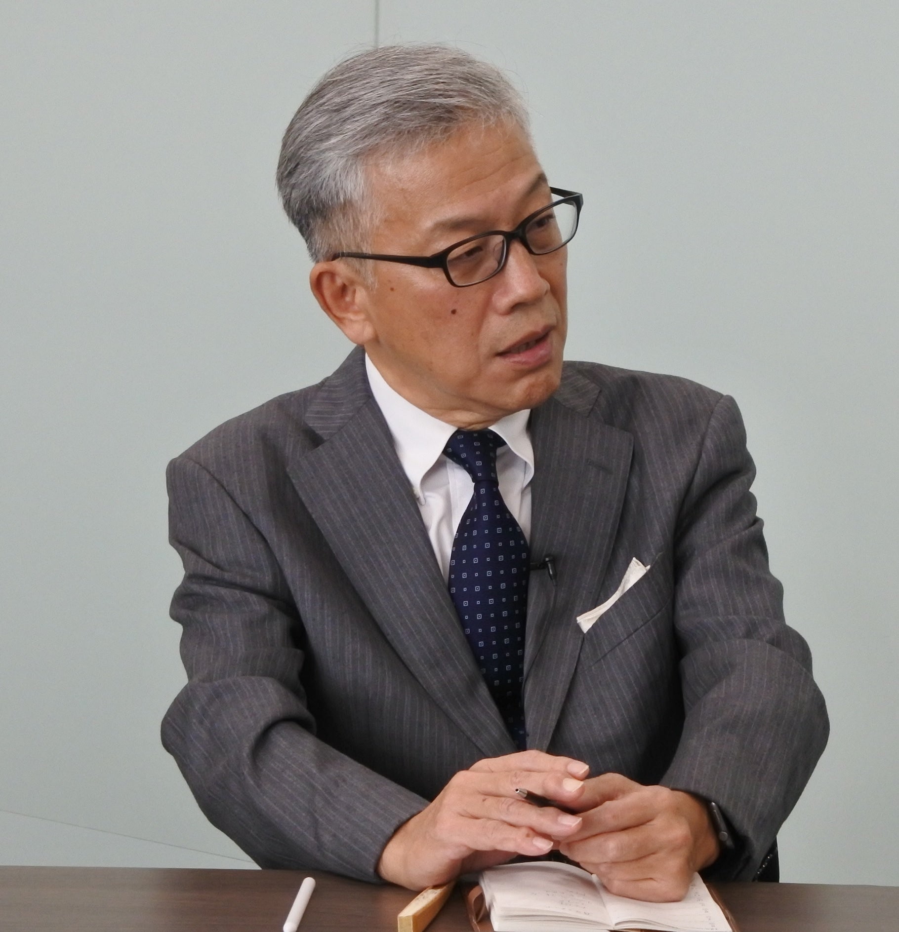 平井文夫氏