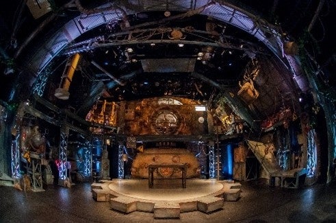 Photo by　 Yoshikazu Inoue