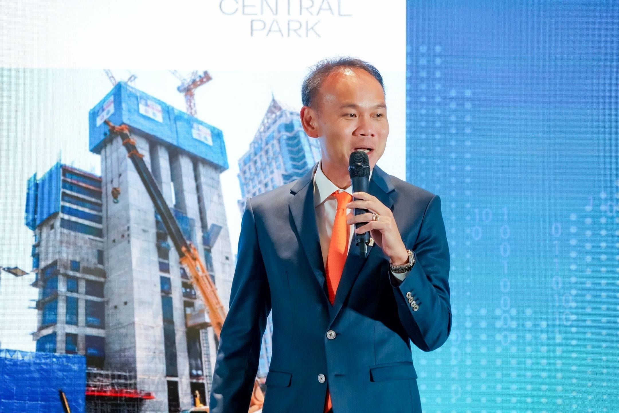 Project Planning Services PLC.CEO Phongthon Tharachai氏