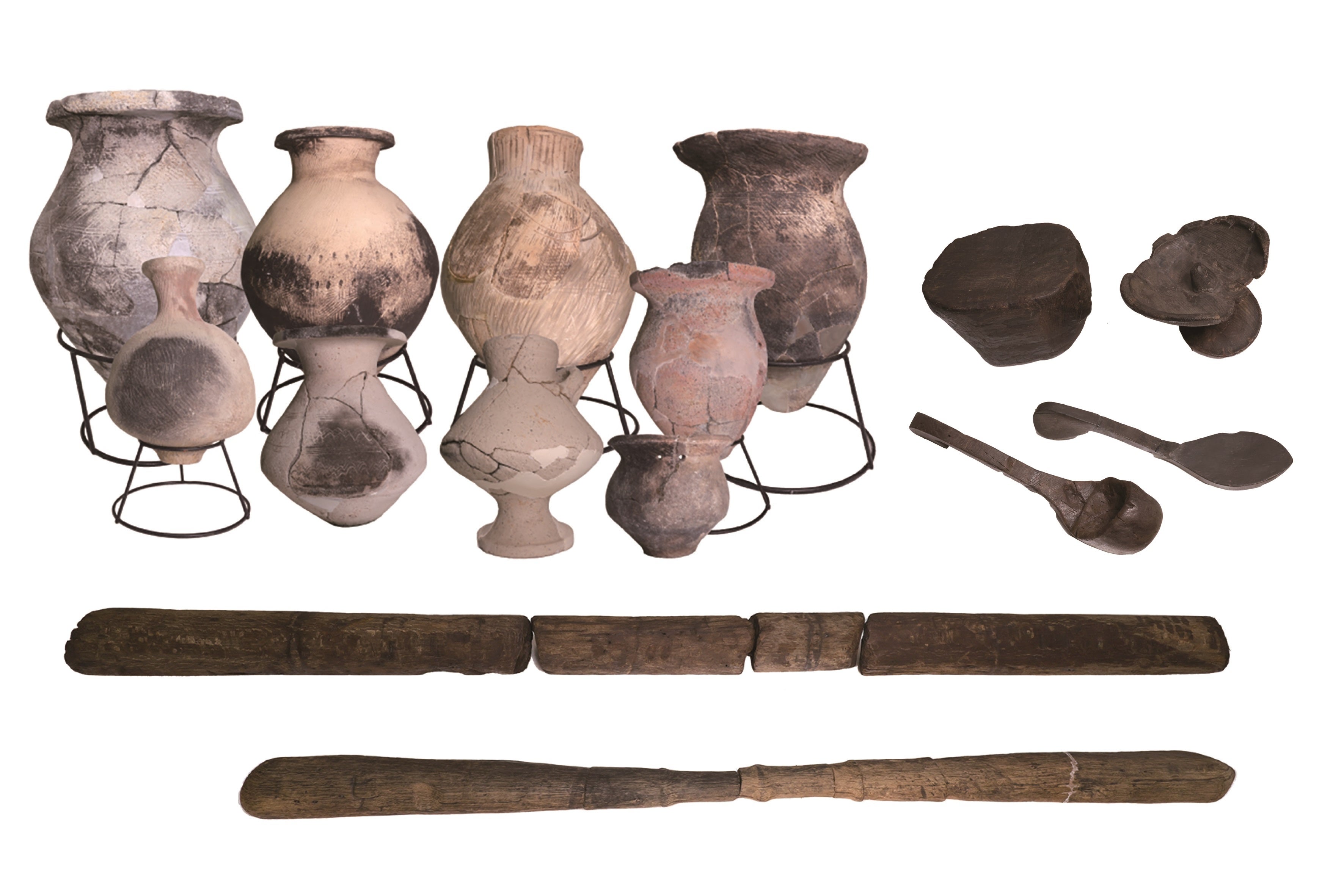 国指定史跡 下之郷遺跡の弥生土器と木製品