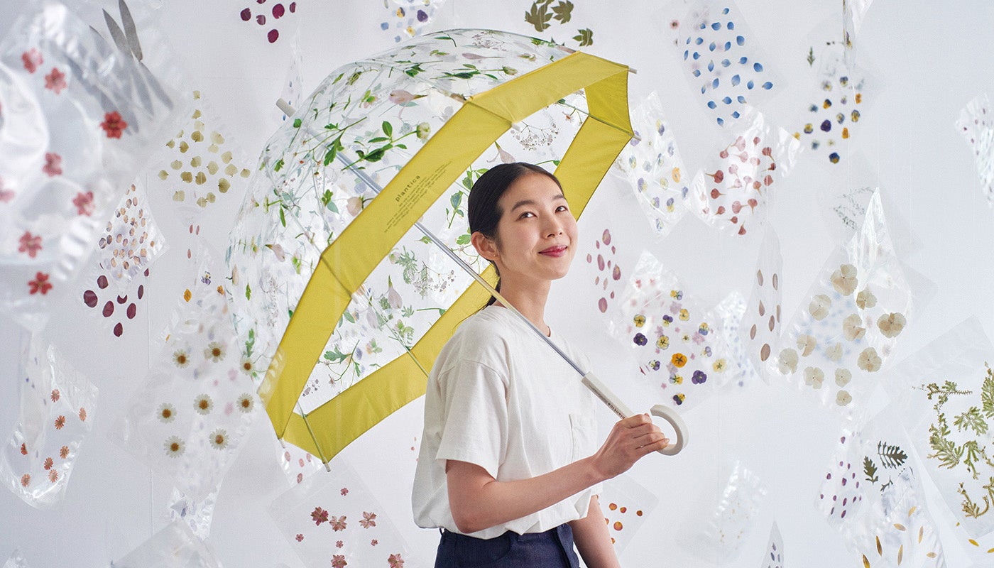 ☆Fivepeacelove☆様 クリアフラワーチャームプレートタイプ 名入れ