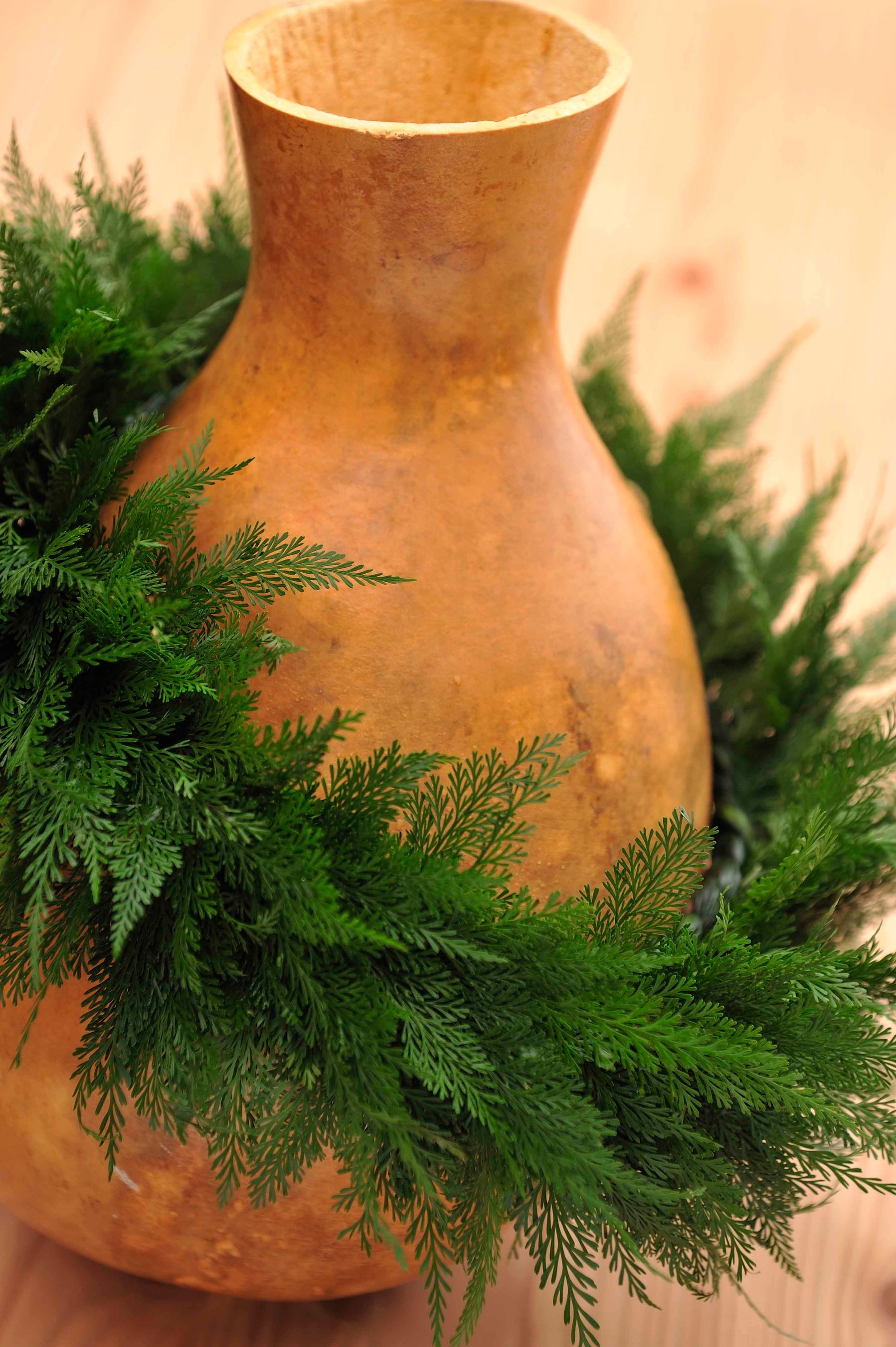 【3349】日本で買える花でつくる ハワイアンレイ ハワイで直撃インタビュー第108回 「花で笑顔に花を笑顔に」レイ