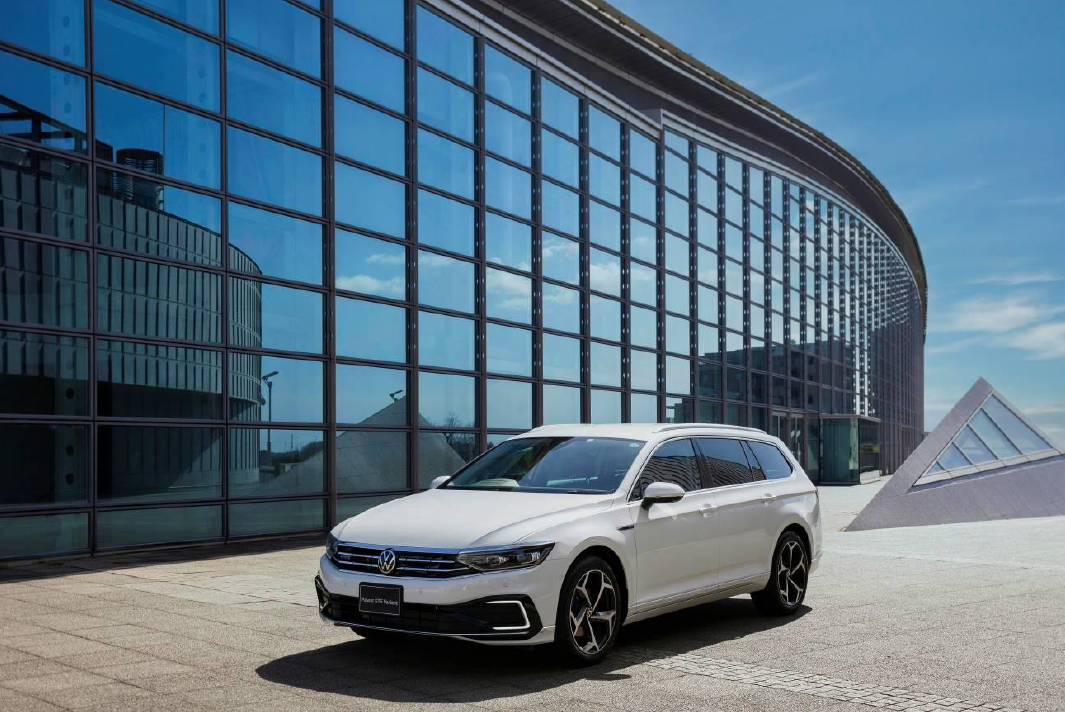 プラグインハイブリッドモデル 新型「Passat GTE Variant」