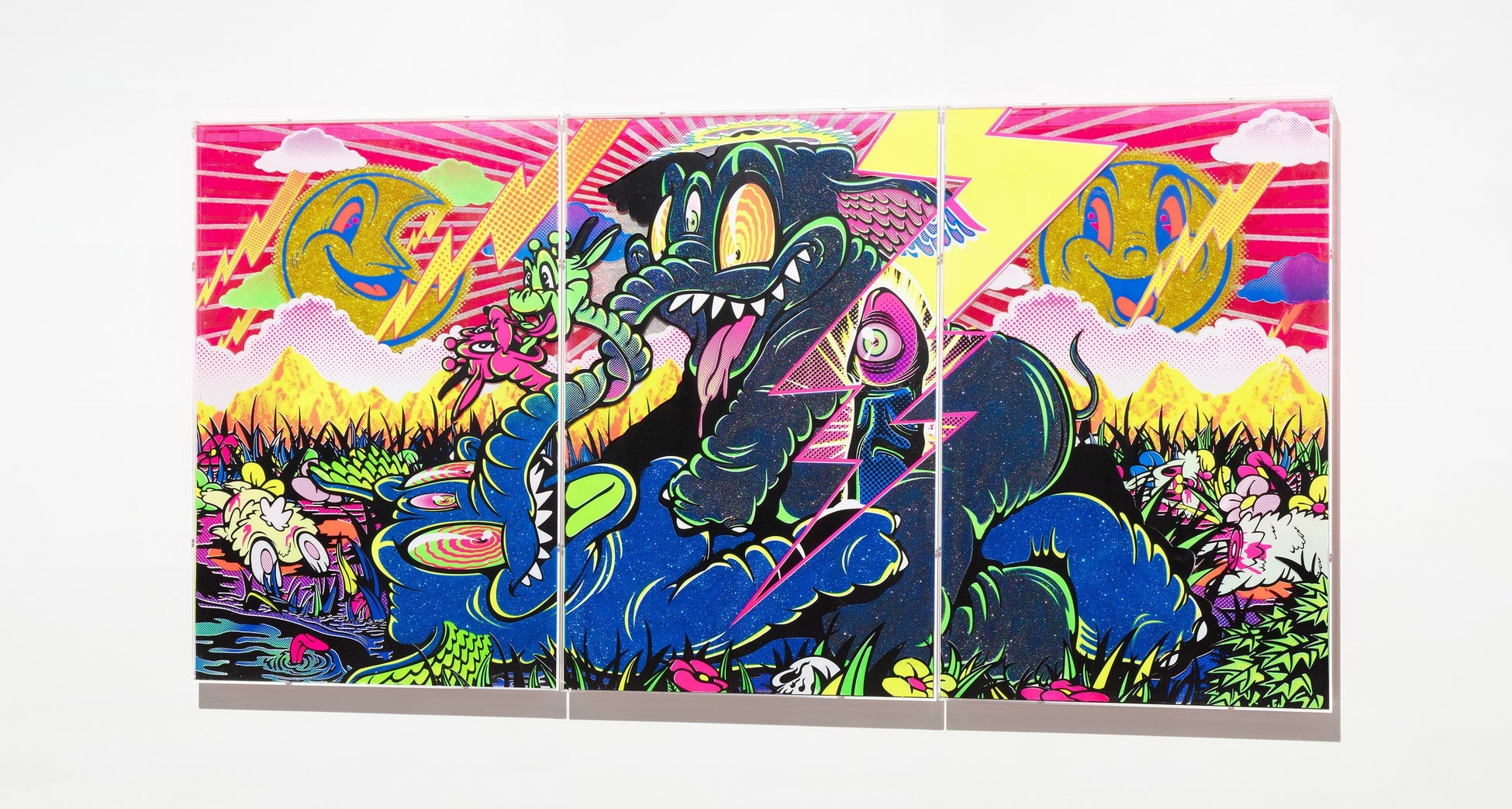 LINGA 2021 アクリル板にシルクスクリーン、グリッター Photo by Kohei Fukushima