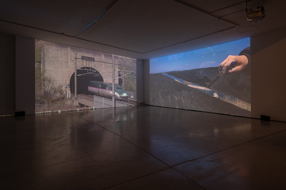 SIDE CORE  EVERYDAY HOLIDAY SQUAD個展「under pressure」展示風景（2021年、青森公立大学 国際芸術センター青森）Photo by OMOTE Nobutada