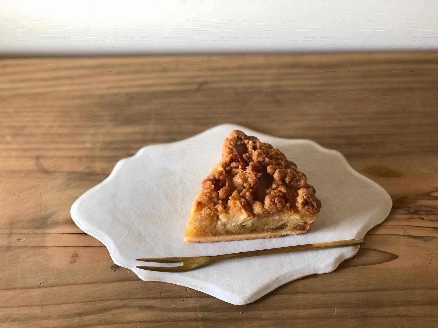 ※使用例、販売するのは写真のお皿のみです。