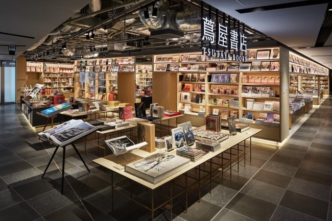 銀座 蔦屋書店】6周年を記念して店内に新スペース「GINZA ART SQUARE