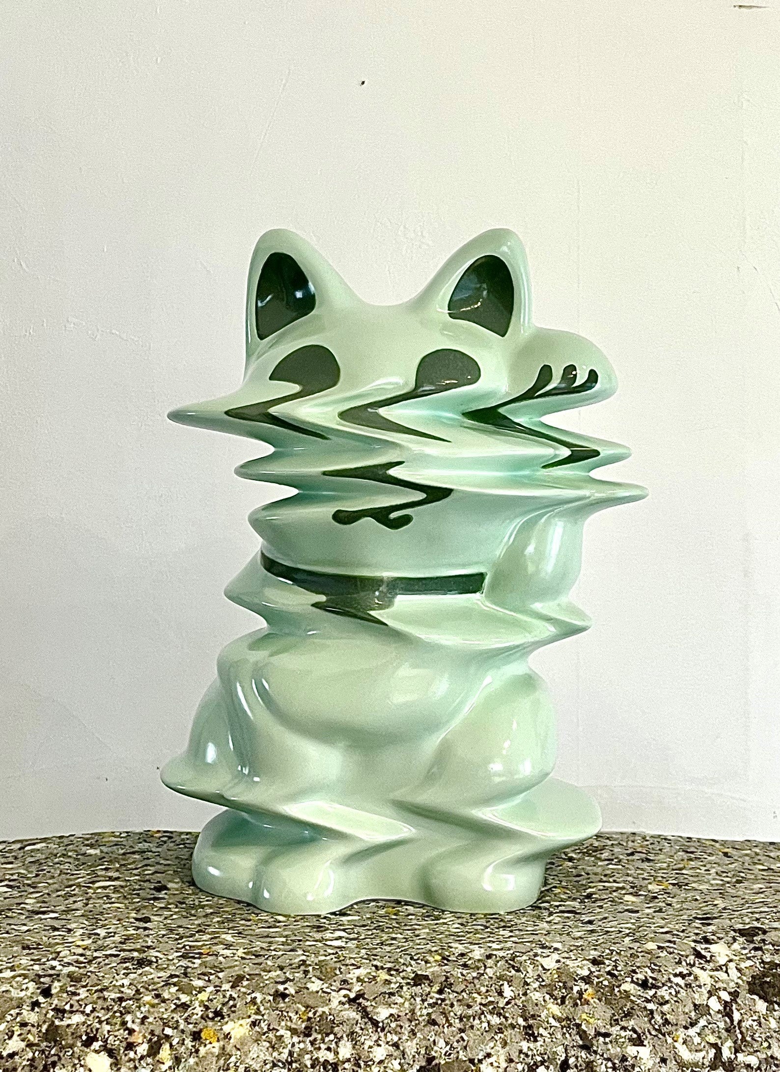 銀座 蔦屋書店】日本の民芸品をモチーフにした作品で注目のフォーク