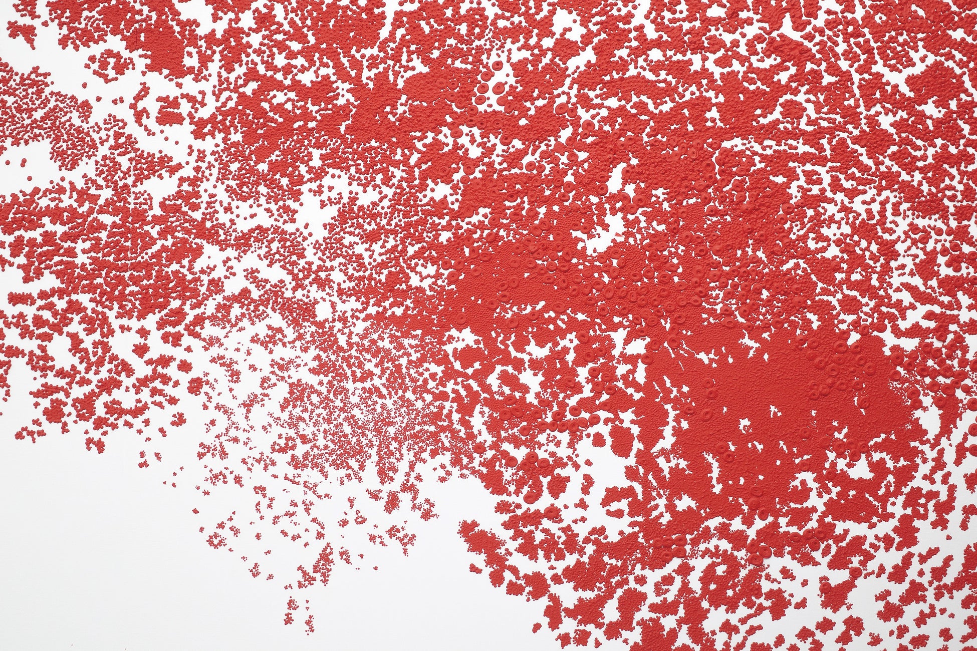 《Under my skin 》(detail)2023,Acrylic on canvas,1940 x 3880mm 撮影:大和美緒