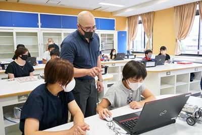 2021体験授業(Robotics)の様子