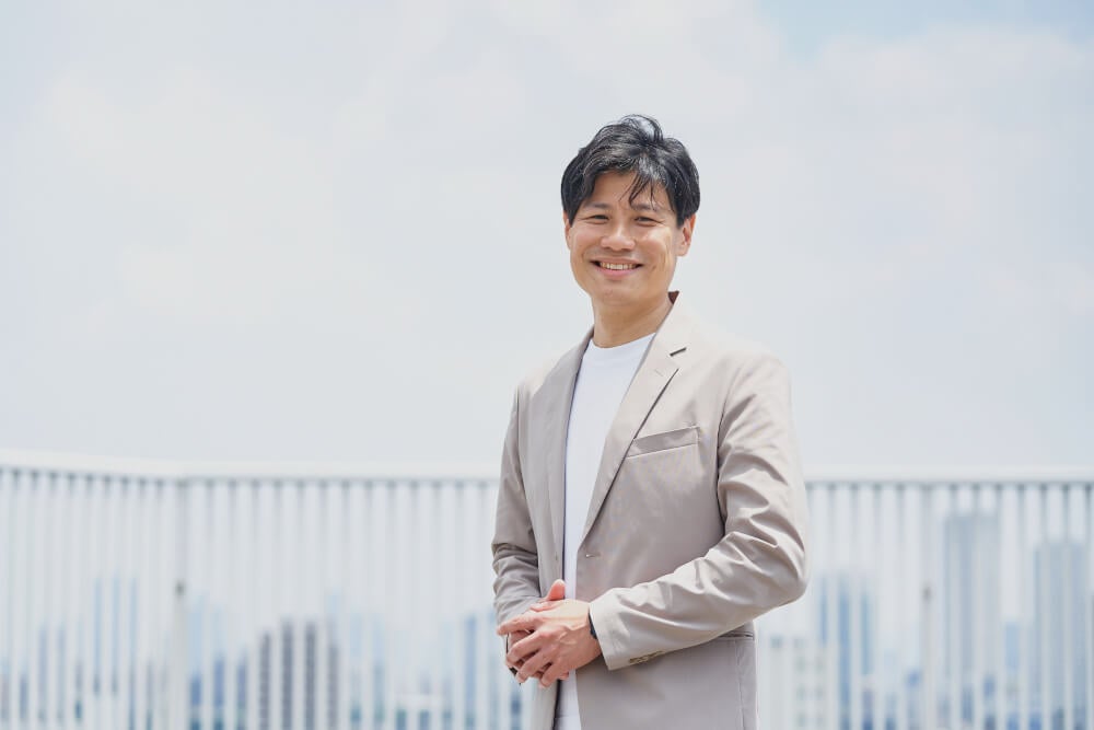 代表取締役社長 秋沢崇夫