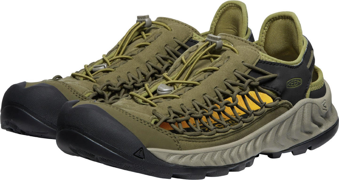 『UNEEK NXIS(ユニーク ネクシス)』カラー:Dark Olive/Olive Drab