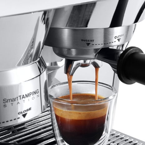 【まとめてお得】美品　デロンギ　エスプレッソ・カプチーノメーカー　グラインダー コーヒー愛、極まれり ひと手間かけてコーヒーを淹れる過程を